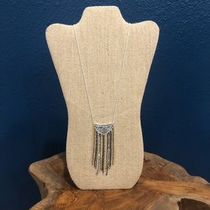 Premier Designs Strut Necklace